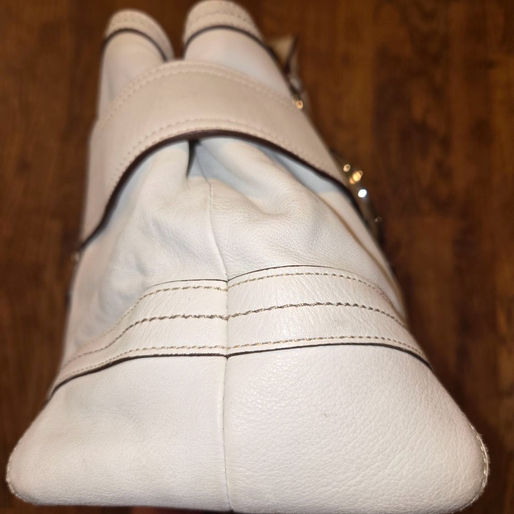 COACH Vintage Soho XL Buckle Satchel Cream Leather Tote Bag 2116 Y2K Rare - Picture 8 of 10